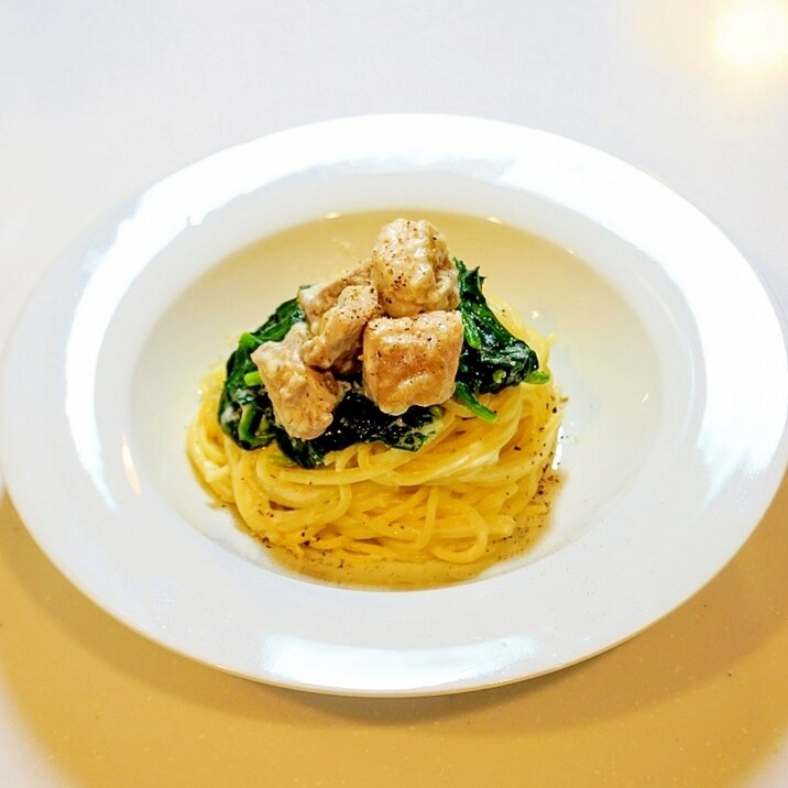 レストランの味をご家庭で!チキンクリームパスタ